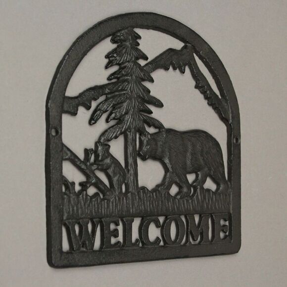 Rustic Brown Cast Iron Bear & Cub Welcome Sign Wall Hanging Plaque Home Décor - Picture 2 of 3